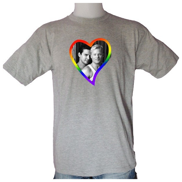 Tee shirt coeur rainbow