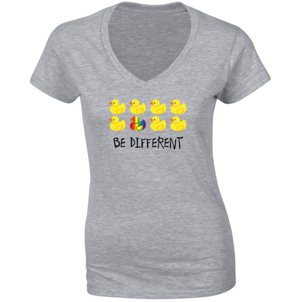 tee shirt lesbien col V be different