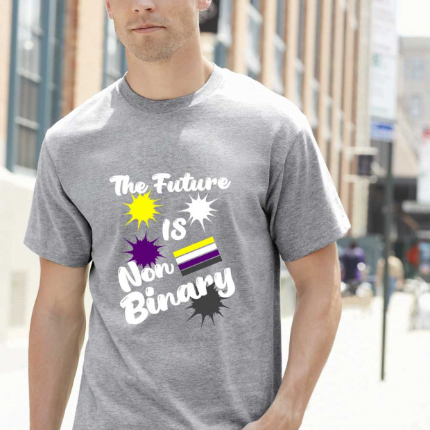 T Shirt The future is non Binary